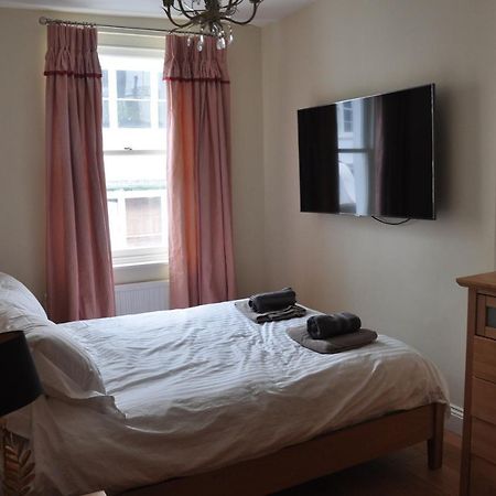 58 Gloucester Mews Villa Londen Buitenkant foto